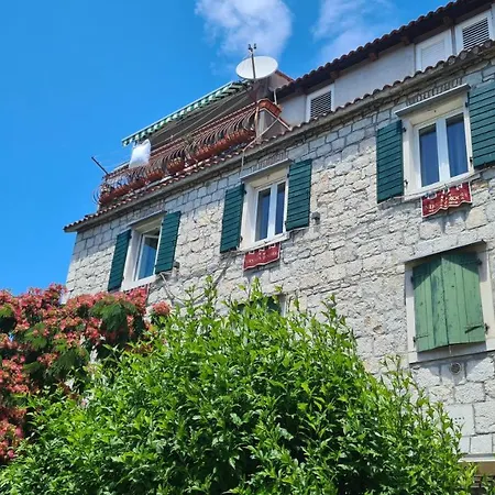 Nirvana & Maison d'hôtes 3*