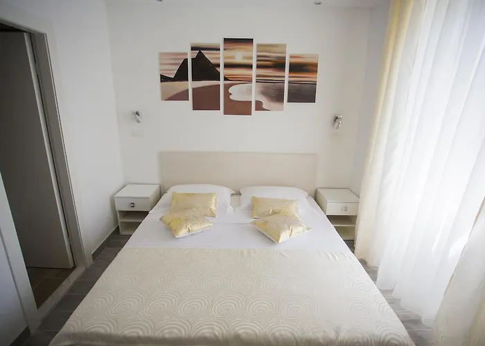 Nirvana & Maison d'hôtes