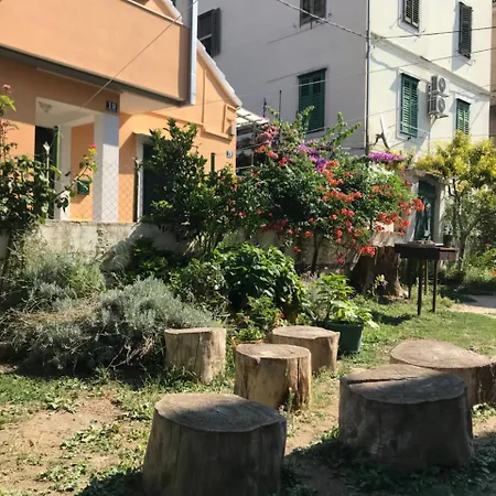 게스트하우스 너바나 룸&아파트 스플리트