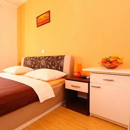 너바나 룸&아파트 게스트하우스