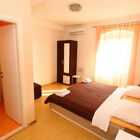 너바나 룸&아파트 게스트하우스 스플리트