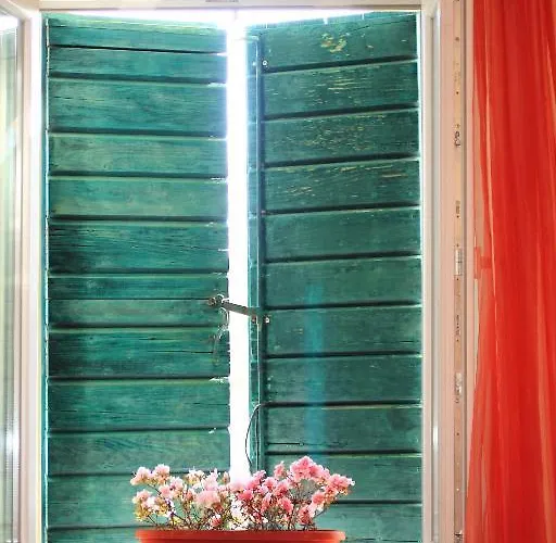 Nirvana & בית הארחה ספליט