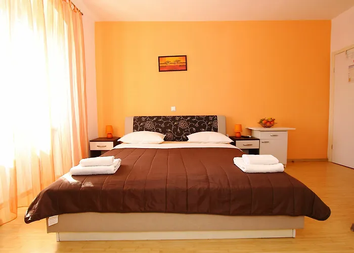 Nirvana & Affittacamere 3*