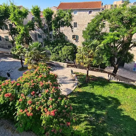 בית הארחה Nirvana &