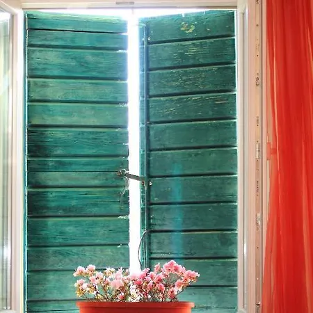 Nirvana & בית הארחה ספליט