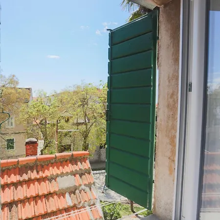 Nirvana & 3* ספליט