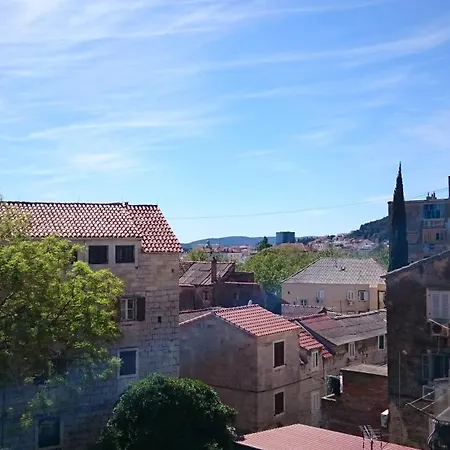 너바나 룸&아파트