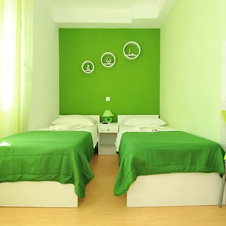 Nirvana & בית הארחה