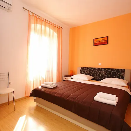 Nirvana & בית הארחה