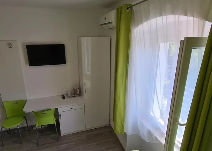 게스트하우스 너바나 룸&아파트 스플리트