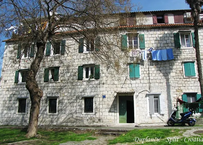 너바나 룸&아파트