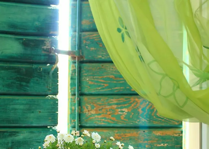 너바나 룸&아파트 3*